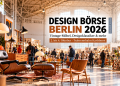 KI-generiertes Bild zur Design Börse Berlin 2026 mit Vintage-Möbeln, Designklassikern und Besuchern in einer Ausstellungshalle