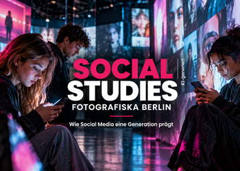 KI-Illustration zur Ausstellung Social Studies im Fotografiska Berlin