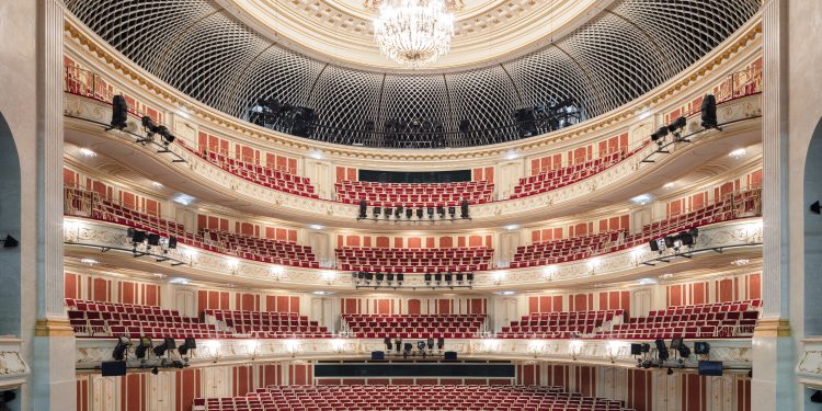 Zuschauersaal der Staatsoper Unter den Linden in Berlin beim Tag der offenen Tür 2026
