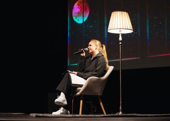 Clara Lösel live auf der Bühne – Preview-Show 2026 in Berlin und Tour 2027