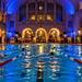 Nächtliches Schwimmen in einem Berliner Hallenbad zur Langen Nacht des Schwimmens 2026