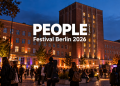 PEOPLE Festival Berlin 2026 am Funkhaus Berlin mit Besuchern am Abend
